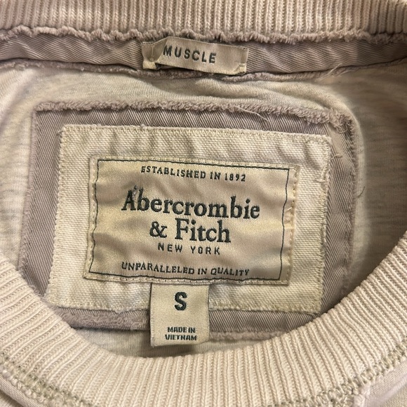 Abercrombie & Fitch Long Sleeve Cream Color Shirt Size S - Picture 2 of 6